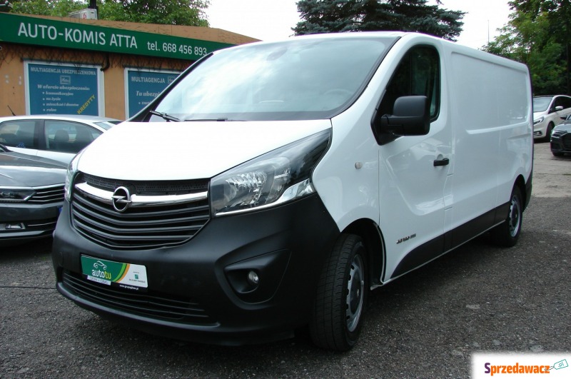 Opel Vivaro 2016,  1.6 diesel - Na sprzedaż za 39 900 zł - Piła