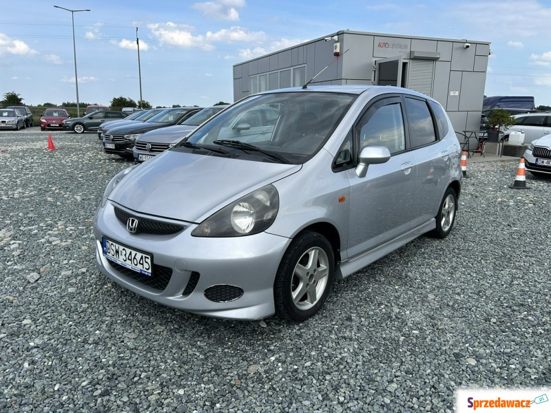 Honda Jazz  Hatchback 2003,  1.4 benzyna - Na sprzedaż za 12 900 zł - Wojkowice