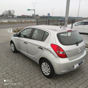 Hyundai i20  Hatchback 2011,  1.2 benzyna - Na sprzedaż za 14 800 zł - Lipówki - zdjęcie 10