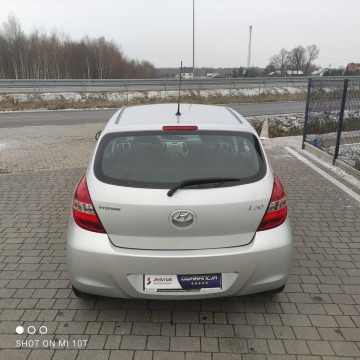 Hyundai i20  Hatchback 2011,  1.2 benzyna - Na sprzedaż za 14 800 zł - Lipówki - zdjęcie 12