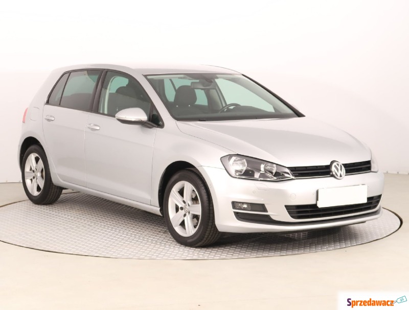 Volkswagen Golf  Hatchback 2014,  1.2 benzyna - Na sprzedaż za 37 999 zł - Radom