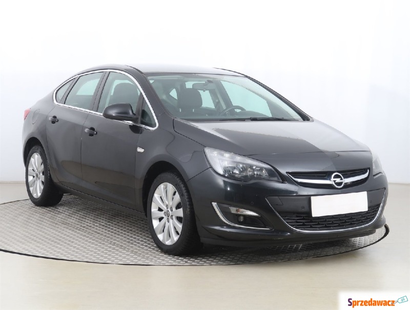 Opel Astra 1.4 T (140KM), 2014 - Samochody osobowe - Bielany Wrocławskie