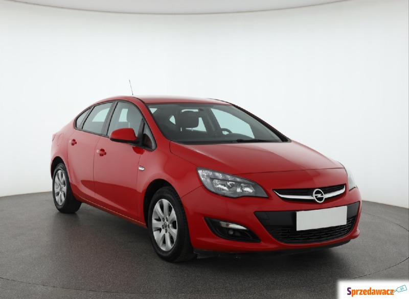 Opel Astra  Liftback 2014,  1.4 benzyna+LPG - Na sprzedaż za 34 499 zł - Piaseczno