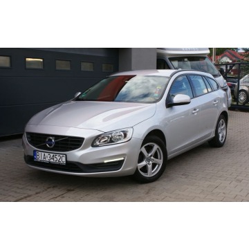 Volvo V60 D2 Drive-E Momentum, 