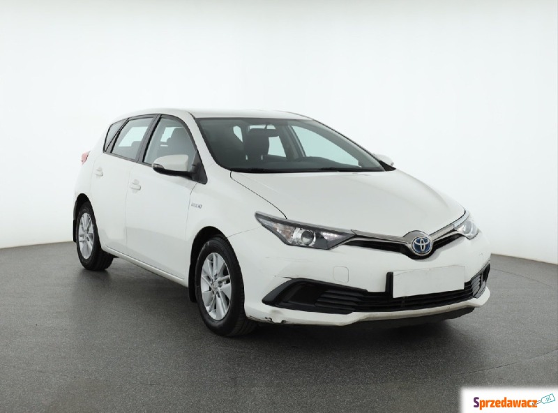 Toyota Auris Hybrid (136KM), 2015 - Samochody osobowe - Piaseczno