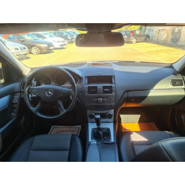 Mercedes - Benz C-klasa  Liftback 2010,  1.8 benzyna - Na sprzedaż za 36 900 zł - Świebodzin - zdjęcie 5