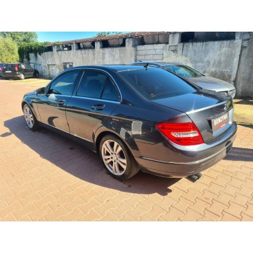 Mercedes - Benz C-klasa  Liftback 2010,  1.8 benzyna - Na sprzedaż za 36 900 zł - Świebodzin - zdjęcie 8