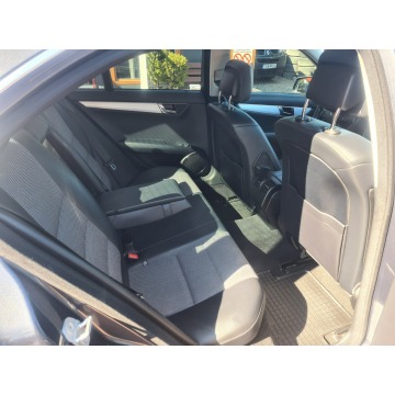 Mercedes - Benz C-klasa  Liftback 2010,  1.8 benzyna - Na sprzedaż za 36 900 zł - Świebodzin - zdjęcie 12