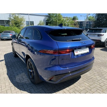 Jaguar F-PACE  SUV 2022,  2.0 benzyna, automat - Na sprzedaż za 264 899 zł - Kraków - zdjęcie 8