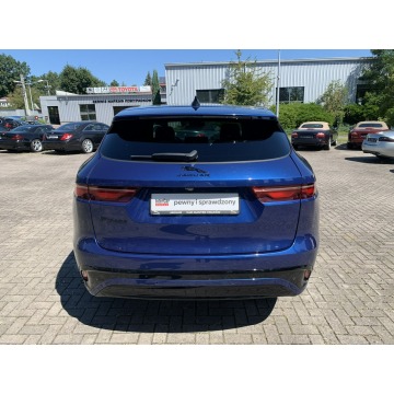 Jaguar F-PACE  SUV 2022,  2.0 benzyna, automat - Na sprzedaż za 264 899 zł - Kraków - zdjęcie 7