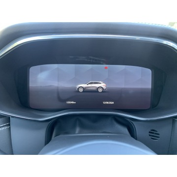 Jaguar F-PACE  SUV 2022,  2.0 benzyna, automat - Na sprzedaż za 315 899 zł - Kraków - zdjęcie 10