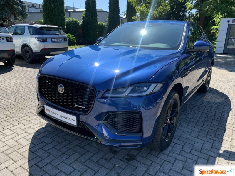 Jaguar F-PACE  SUV 2022,  2.0 benzyna - Na sprzedaż za 264 900 zł - Kraków