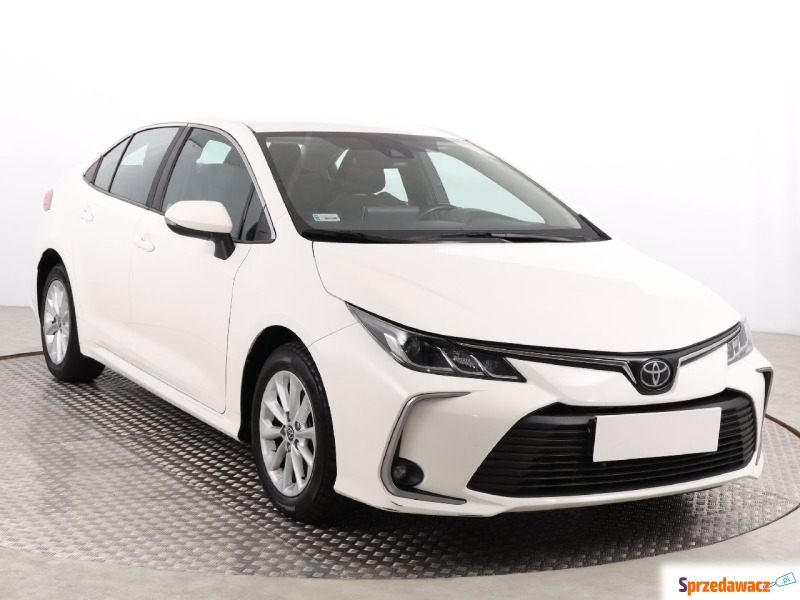 Toyota Corolla  Liftback 2022,  1.5 benzyna - Na sprzedaż za 69 999 zł - Katowice