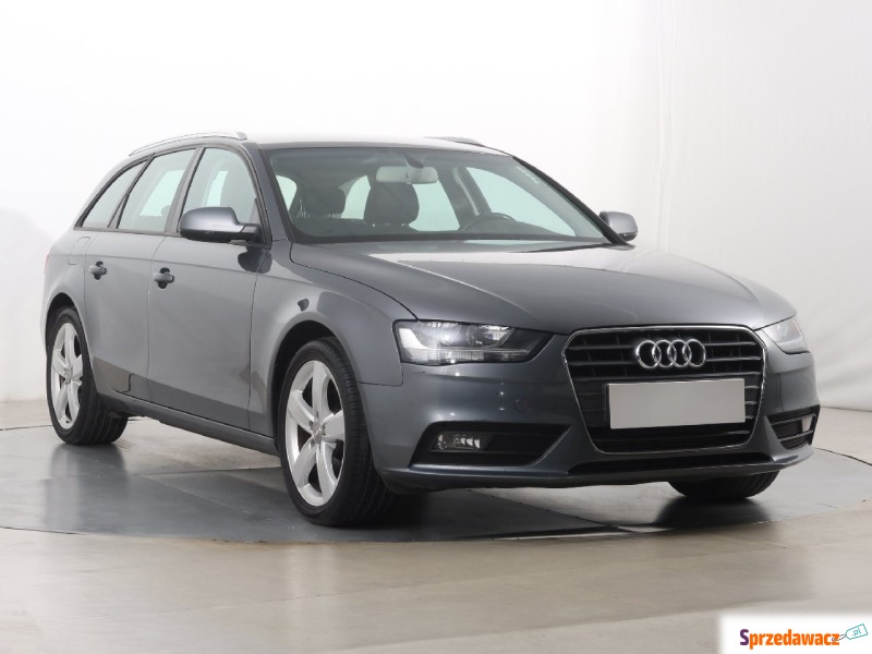 Audi A4  Kombi 2015,  1.8 benzyna - Na sprzedaż za 49 999 zł - Katowice