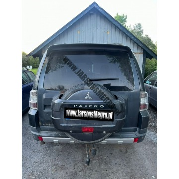 Mitsubishi Pajero 2007,  3.2 diesel, automat - Na sprzedaż za 25 300 zł - Skoczów - zdjęcie 2