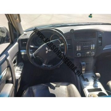 Mitsubishi Pajero 2007,  3.2 diesel, automat - Na sprzedaż za 25 300 zł - Skoczów - zdjęcie 3