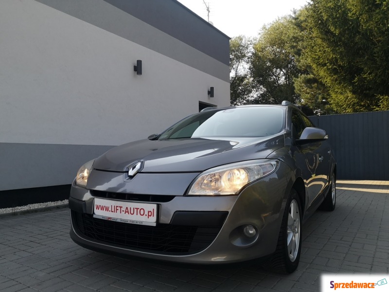 Renault Megane 2009,  1.6 benzyna - Na sprzedaż za 17 900 zł - Strzegom