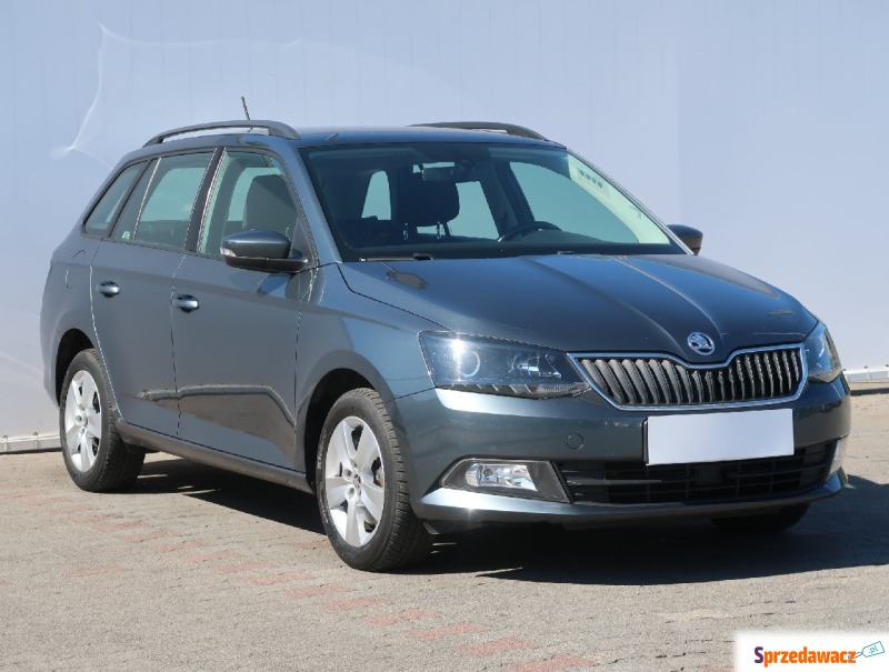 Skoda Fabia  Kombi 2017,  1.2 benzyna - Na sprzedaż za 38 999 zł - Bielany Wrocławskie