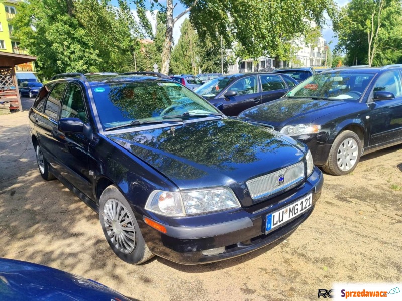 Volvo V40, 2002 Z Niemiec opłacony - Samochody osobowe - Biała Podlaska