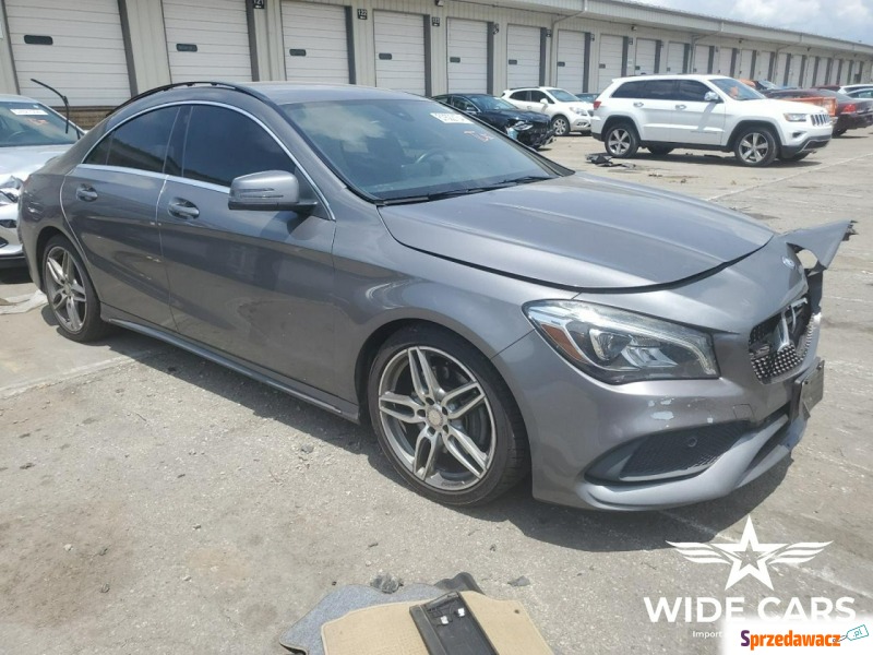 Mercedes - Benz CLA-klasa  Sedan/Limuzyna 2017,  2.0 benzyna - Na sprzedaż za 44 800 zł - Sękocin Nowy