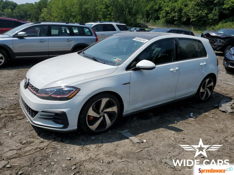 Volkswagen Golf  Hatchback 2018,  2.0 benzyna - Na sprzedaż za 45 000 zł - Sękocin Nowy