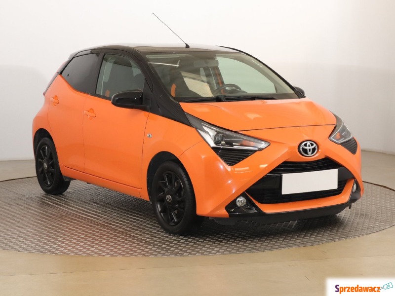 Toyota Aygo  Hatchback 2019,  1.0 benzyna - Na sprzedaż za 53 999 zł - Zabrze