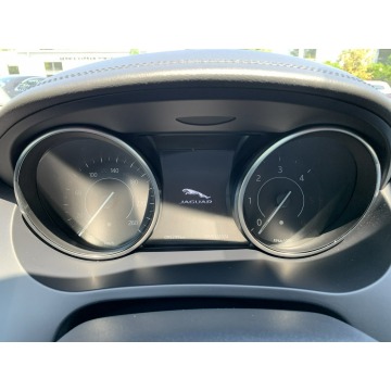 Jaguar E-PACE  SUV 2018,  2.0 diesel, automat - Na sprzedaż za 114 999 zł - Kraków - zdjęcie 10