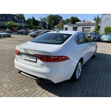 Jaguar XF  Sedan/Limuzyna 2018,  2.0 diesel, automat - Na sprzedaż za 129 899 zł - Kraków - zdjęcie 6