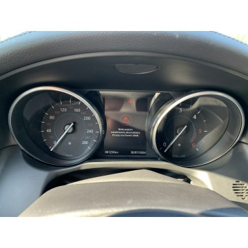 Jaguar XF  Sedan/Limuzyna 2018,  2.0 diesel, automat - Na sprzedaż za 129 899 zł - Kraków - zdjęcie 10