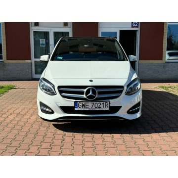 Mercedes - Benz B-klasa  Liftback 2018,  2.0 benzyna, automat - Na sprzedaż za 69 900 zł - Rumia - zdjęcie 3