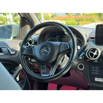 Mercedes - Benz B-klasa  Liftback 2018,  2.0 benzyna, automat - Na sprzedaż za 69 900 zł - Rumia - zdjęcie 10