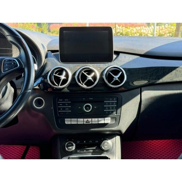 Mercedes - Benz B-klasa  Liftback 2018,  2.0 benzyna, automat - Na sprzedaż za 69 900 zł - Rumia - zdjęcie 12