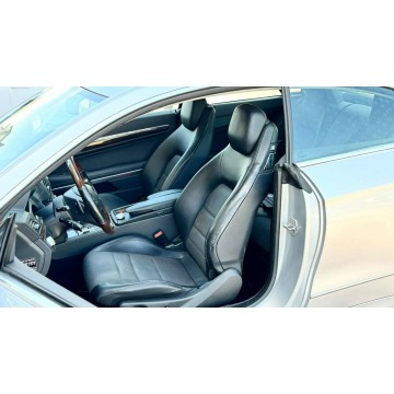 Mercedes - Benz E-klasa  Coupe/Sportowy 2009,  3.0 diesel, automat - Na sprzedaż za 49 900 zł - Rumia - zdjęcie 5