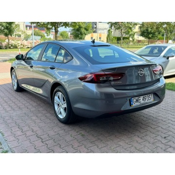 Opel Insignia  Sedan/Limuzyna 2020,  2.0 diesel, automat - Na sprzedaż za 77 900 zł - Rumia - zdjęcie 6