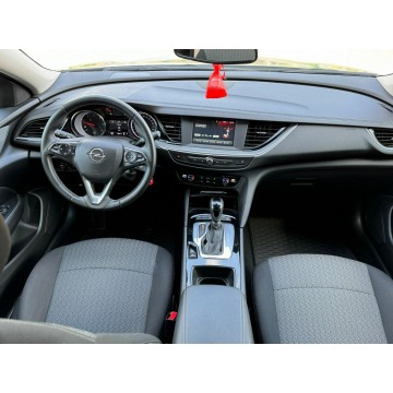 Opel Insignia  Sedan/Limuzyna 2020,  2.0 diesel, automat - Na sprzedaż za 77 900 zł - Rumia - zdjęcie 9