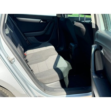 Volkswagen Passat 2013,  1.6 diesel - Na sprzedaż za 24 900 zł - Rumia - zdjęcie 10
