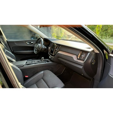 Volvo   SUV 2020,  2.0 diesel, automat - Na sprzedaż za 189 900 zł - Rumia - zdjęcie 4