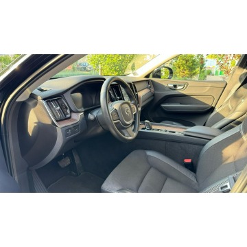 Volvo   SUV 2020,  2.0 diesel, automat - Na sprzedaż za 189 900 zł - Rumia - zdjęcie 3