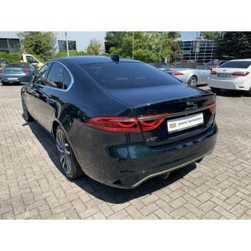 Jaguar XF  Sedan/Limuzyna 2022,  2.0 diesel, automat - Na sprzedaż za 269 899 zł - Kraków - zdjęcie 8