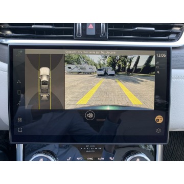 Jaguar XF  Sedan/Limuzyna 2022,  2.0 diesel, automat - Na sprzedaż za 269 899 zł - Kraków - zdjęcie 12