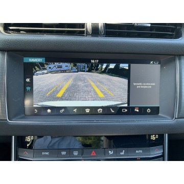 Jaguar XF  Sedan/Limuzyna 2019,  2.0 benzyna, automat - Na sprzedaż za 214 999 zł - Kraków - zdjęcie 12