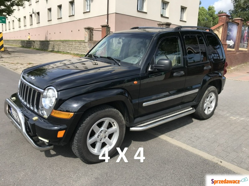 Jeep Cherokee  Terenowy 2007,  2.8 diesel - Na sprzedaż za 29 500 zł - Słupsk