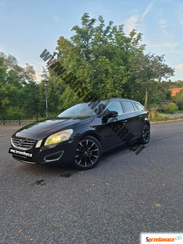 Volvo V60 2010,  2.0 diesel - Na sprzedaż za 32 800 zł - Kiczyce