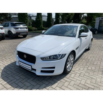 Jaguar XE 2.0d 180 KM