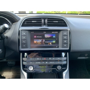 Jaguar XE  Sedan/Limuzyna 2016,  2.0 diesel, automat - Na sprzedaż za 75 899 zł - Kraków - zdjęcie 12