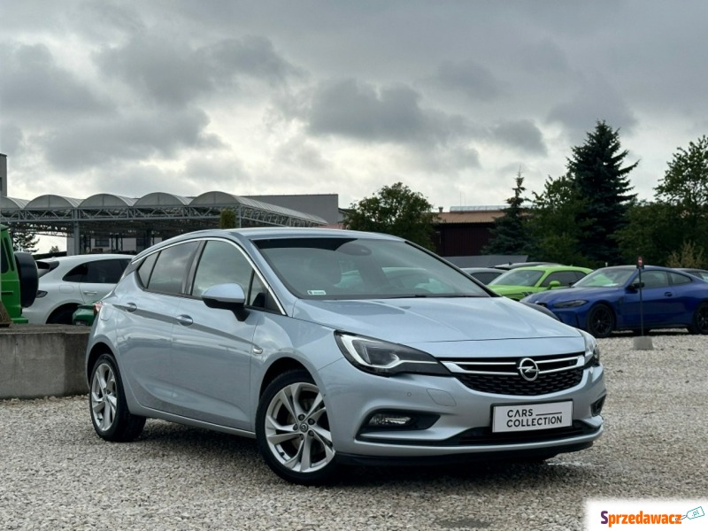 Opel Astra  Hatchback 2017,  1.6 benzyna - Na sprzedaż za 56 500 zł - Michałowice-Wieś