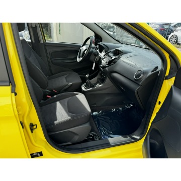 Ford KA  Hatchback 2018,  1.2 benzyna - Na sprzedaż za 29 900 zł - Gdów - zdjęcie 12