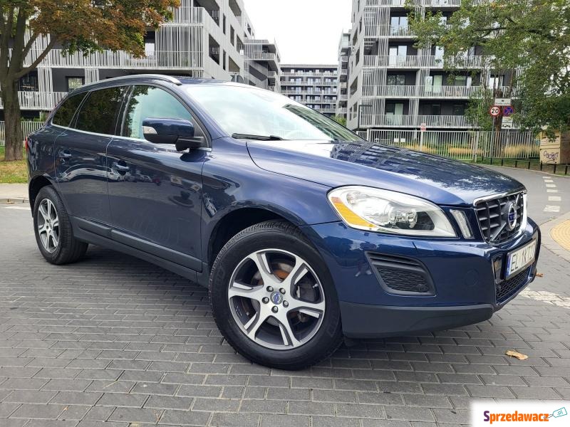 Volvo XC60  Terenowy 2013,  3.0 benzyna - Na sprzedaż za 66 900 zł - Warszawa