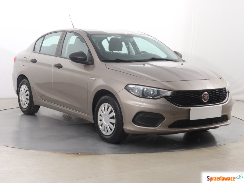 Fiat Tipo 1.4 16V (95KM), 2017 - Samochody osobowe - Katowice