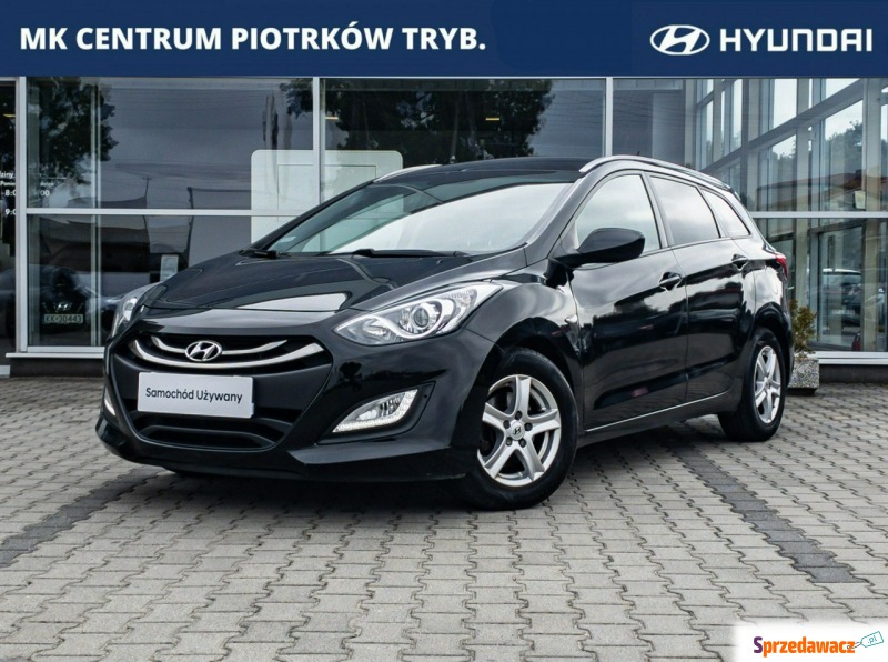 Hyundai i30 2013,  1.6 benzyna - Na sprzedaż za 36 900 zł - Piotrków Trybunalski